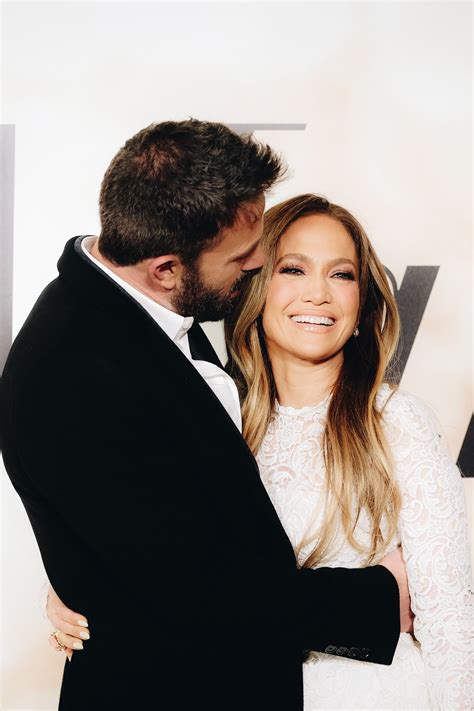 Jennifer Lopez And Ben Affleck Are Engaged 20 Years After Their First