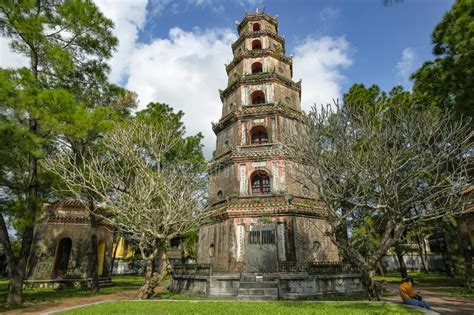 Thien Mu Pagoda In Hue Vietnam Editorial Image Image Of Paradise