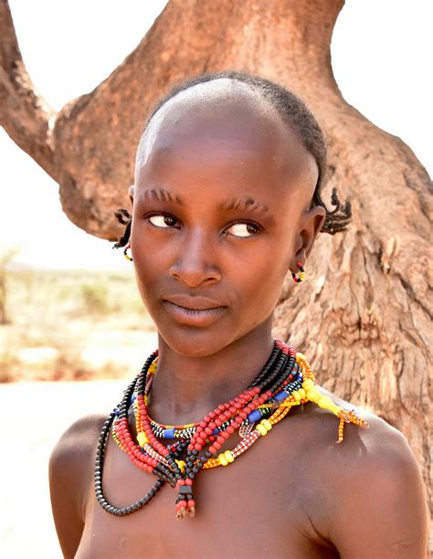 hamar girl african people african beauty native people