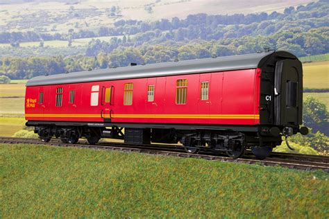 Mk1 Mainline Coaches Tagged Royal Mail Ellis Clark Trains