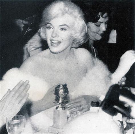 March 81960 Golden Globe For Some Like It Hot Marilyn Monroe