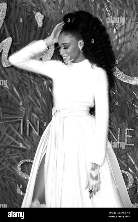 Winnie Harlow Black And White Stock Photos And Images Alamy