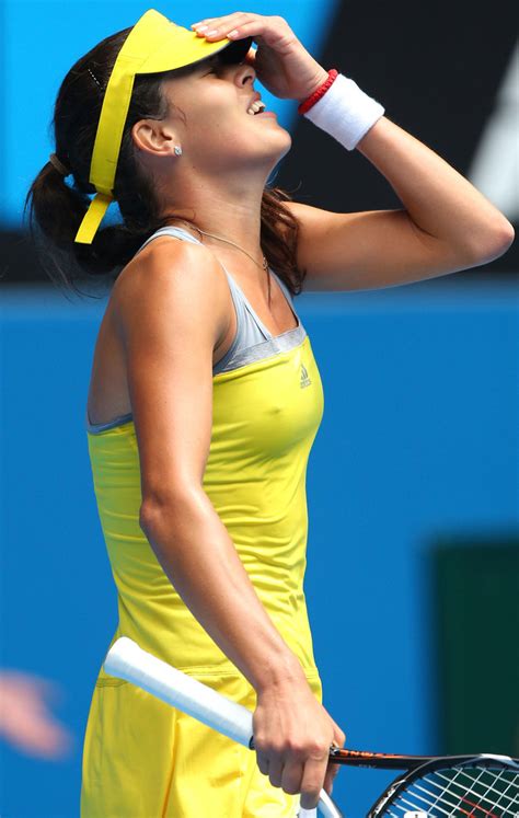 Maria Sharapova Ousts Venus Williams At 2013 Australian