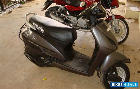 You can reach me on whatsapp. Second hand Honda Activa in Bangalore. Metallic Grey ...