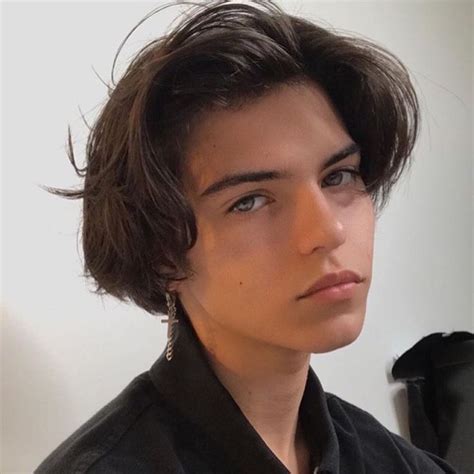 If you want to give this trend a try, we're here to tell you all about eboy hair. Tumblr in 2021 | Boy hairstyles, Eboy hair, Cute emo boys