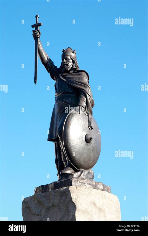 King Alfred Statue In The Broadway Winchester Hampshire England