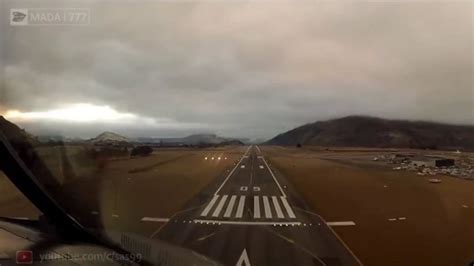 Gesah pantai cukoh kaur bengkulu 2020 laut jernih karang indah halaman luas piknik keluarga. Tak Selamanya Indah Pemandangan Dari Kokpit Pesawat Ini