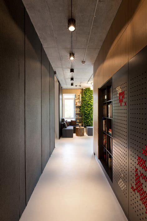 Modern Minimalist Office Interior Design