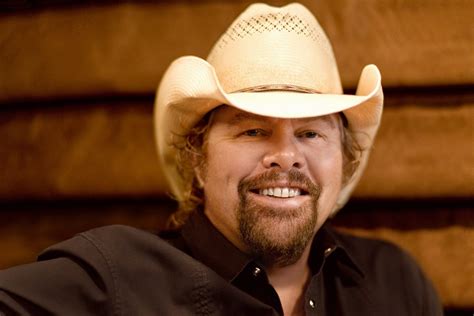 Toby Keith Announces New Album The Bus Songs Sounds Like Nashville