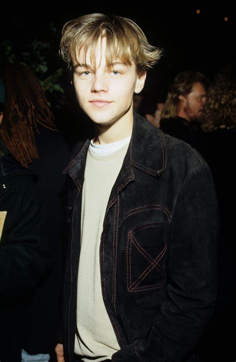 Mid 90s Leo 48 Pictures That Perfectly Capture The 90s In 2020 Young Leonardo Dicaprio
