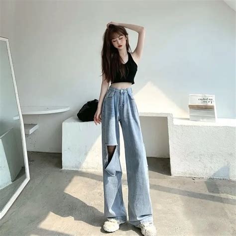 korean street fashion 10 must have outfits to nail your k fashion look svelte magazine in