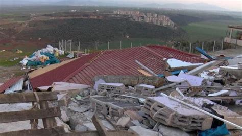 İslahiye de deprem kayaları yuvarladı 2 kişi hayatı kaybetti 5 yaralı