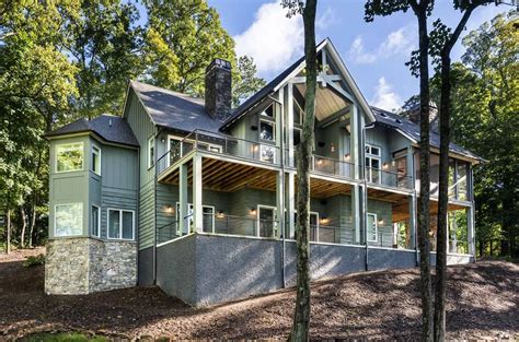 Mountain Modern Craftsman Has Serene Forest Backdrop In North Carolina