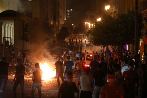 Beirut Explosion Security Forces Fire Tear Gas At Angry Demonstrators