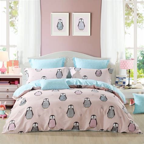 While different sets include different how do you settle on the best full sized bed set for your needs? Pink Gray and Light Blue Cute Penguin Kids Full, Queen ...