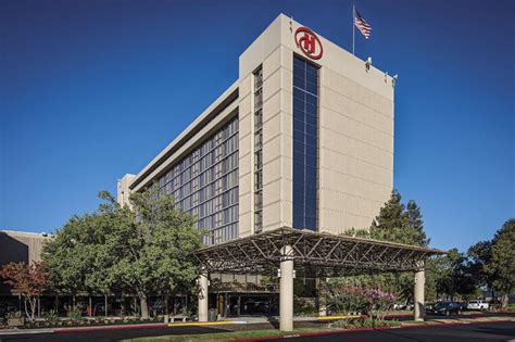 Hilton Arden West Hotel In Sacramento Ca Room Deals Photos And Reviews