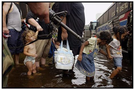 Remembering Hurricane Katrina Look Back On Photos Of The Storm
