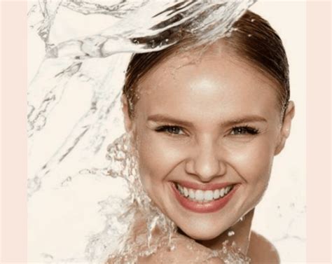 Hydro Or Hydrafacial Hydrodermabrasion Facial Smooth Synergy