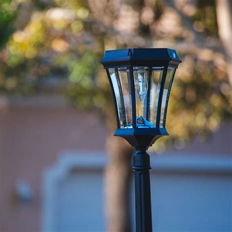 Victorian Bulb Solar Lamp And Single Lamp Post With Gs Solar Led Light