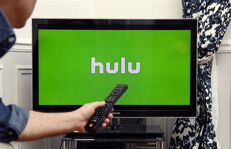 Is Hulu down? Outages explained - FNTalk.com