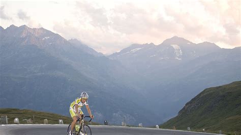 We did not find results for: Race Around Austria: Mit dem Rennrad rund um Österreich ...