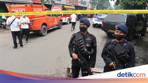 11 Orang Jadi Korban Bom Bunuh Diri Di Bandung 1 Meninggal 1 Warga Luka