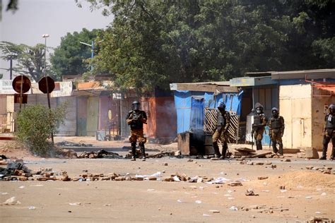 Burkina Faso Lifts Internet Suspension A Day After Violent Protest