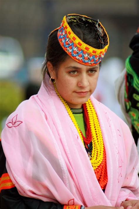 Kalash Girl Girl Beautiful People People Of Pakistan