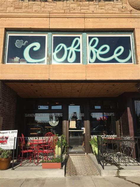10 Illinois Coffee Shops That Will Make You Feel Right At Home
