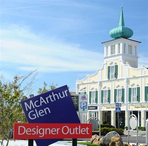 Parndorf's website information is provided in russian, chinese, hungarian and slovakian which shows that it's opened in 1998, the parndorf outlet is the first of mcarthurglen's designer outlets in austria. McArthurGlen: Designer-Outlet Parndorf wird größer