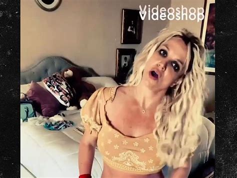 Britney Spears Posts Bizarre And Animated Video Fans Concerned The Spotted Cat Magazine