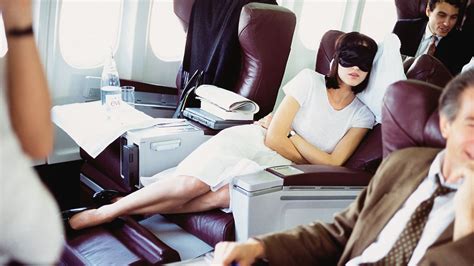 How To Get More Sleep On A Plane According To 9 Vogue Editors Vogue