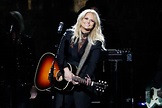 Review: Miranda Lambert, ‘The Weight of These Wings’ – Rolling Stone