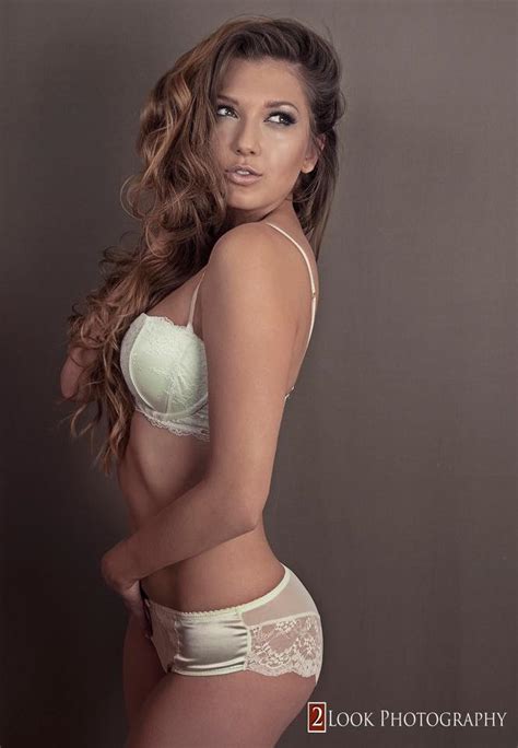 Babes Of Mma Hump Day Hottie Hannah Spencer