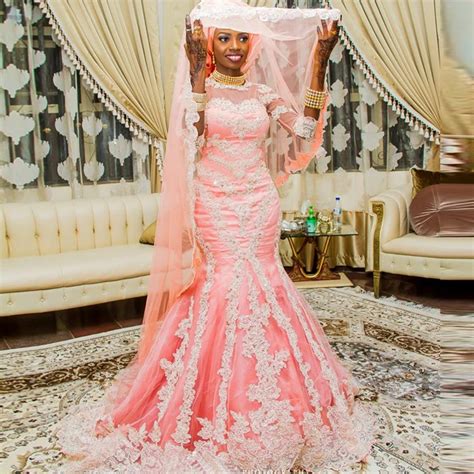 2016 Muslim Pink Wedding Dresses Lace Appliqued Mermaid Bridal Gowns