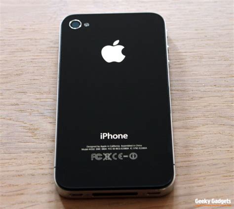 Apple Iphone 4 Review