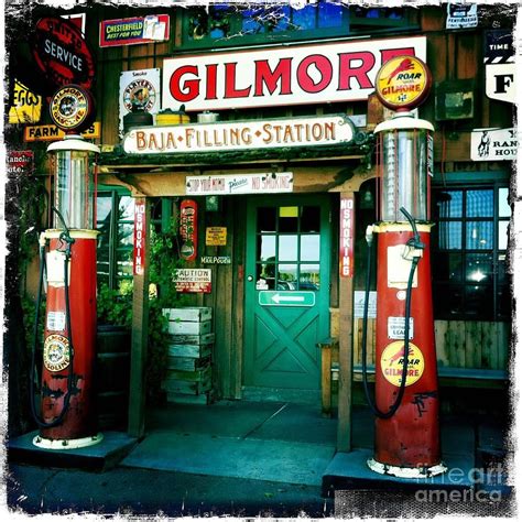 Foto Photograph Old Fashioned Filling Station By Nina Prommer Old