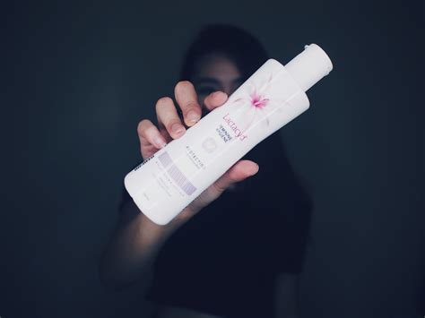 Achieving A Cleaner Fresher You Lactacyd Feminine Wash Review