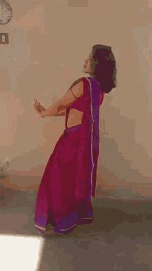 Saree Dance Gif Saree Dance Discover Share Gifs