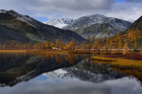 Russia Lake Landscape Nature Mirrored Reflection Mountains