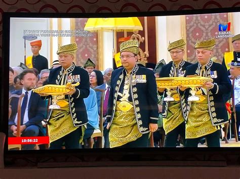 His majesty (kebawah duli yang maha mulia seri paduka baginda). ISTIADAT PERTABALAN KEBAWAH DULI YANG MAHA MULIA SERI ...