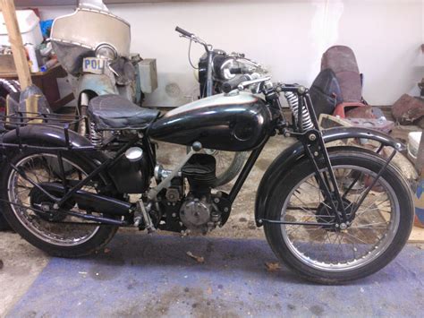 Motorcycle Restoration Projects Uk Bsa C11 1945 Fitted With Triumph Ws