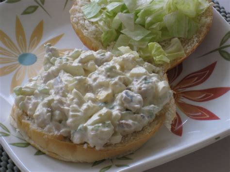 We used to add lots of ingredients, but over time have learned to hold back. Chicken Egg Salad Recipe - Food.com