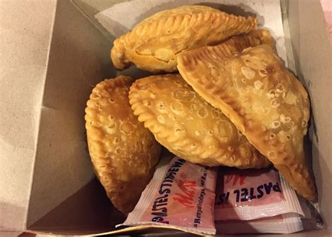 Parodi video ku lepas dengan ikhlas cover by kongkeng. Pastel Istimewa Ma'Cik, Bintaro, Tangerang - Lengkap: Menu ...