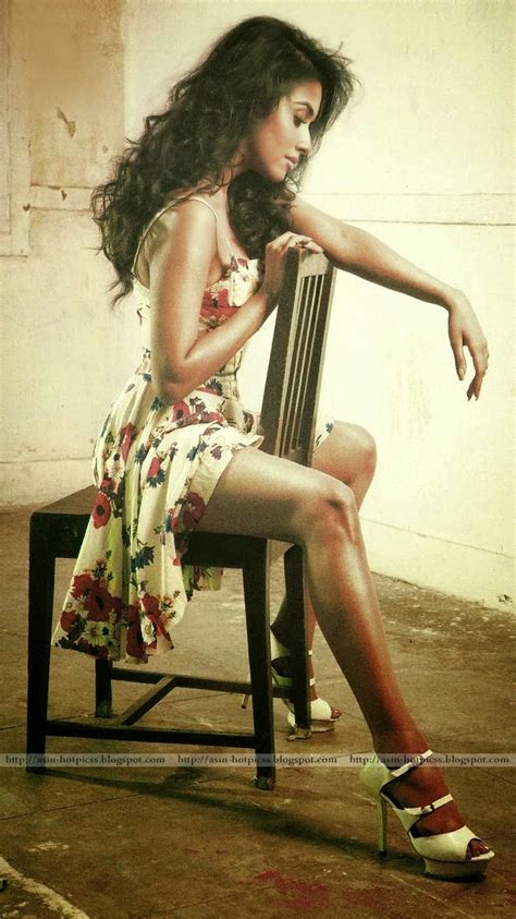 Asin Asin Latest Hot And Sexy Photos 2014