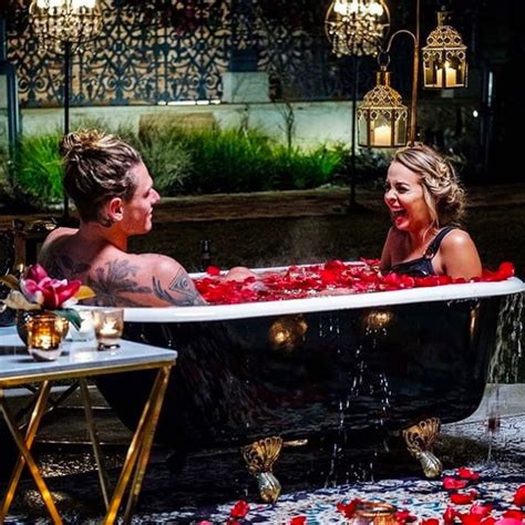 Flipboard Timm Hanly And Angie Kent Second Date The Bachelorette 2019 Popsugar Celebrity