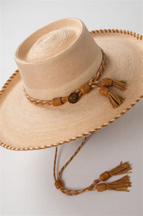 Custom Western Style Flat Crown Mens Straw Hat Hand Laced