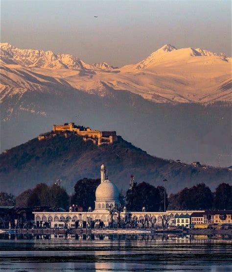 Jammu And Kashmir Beautiful World Jammu And Kashmir Tourism Cool Places