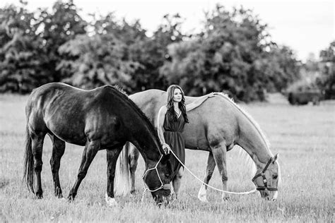 Kirstie Maries Equestrian Shoot With Hailey Lockwood Cowgirl Magazine