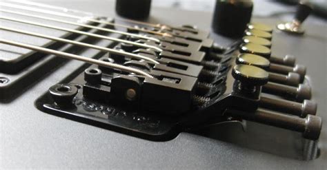 How To Tune A Floyd Rose Tremolo Bax Music Blog